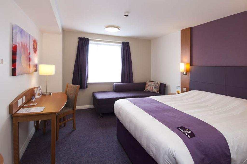 Premier Inn Ashington Ашингтон Экстерьер фото